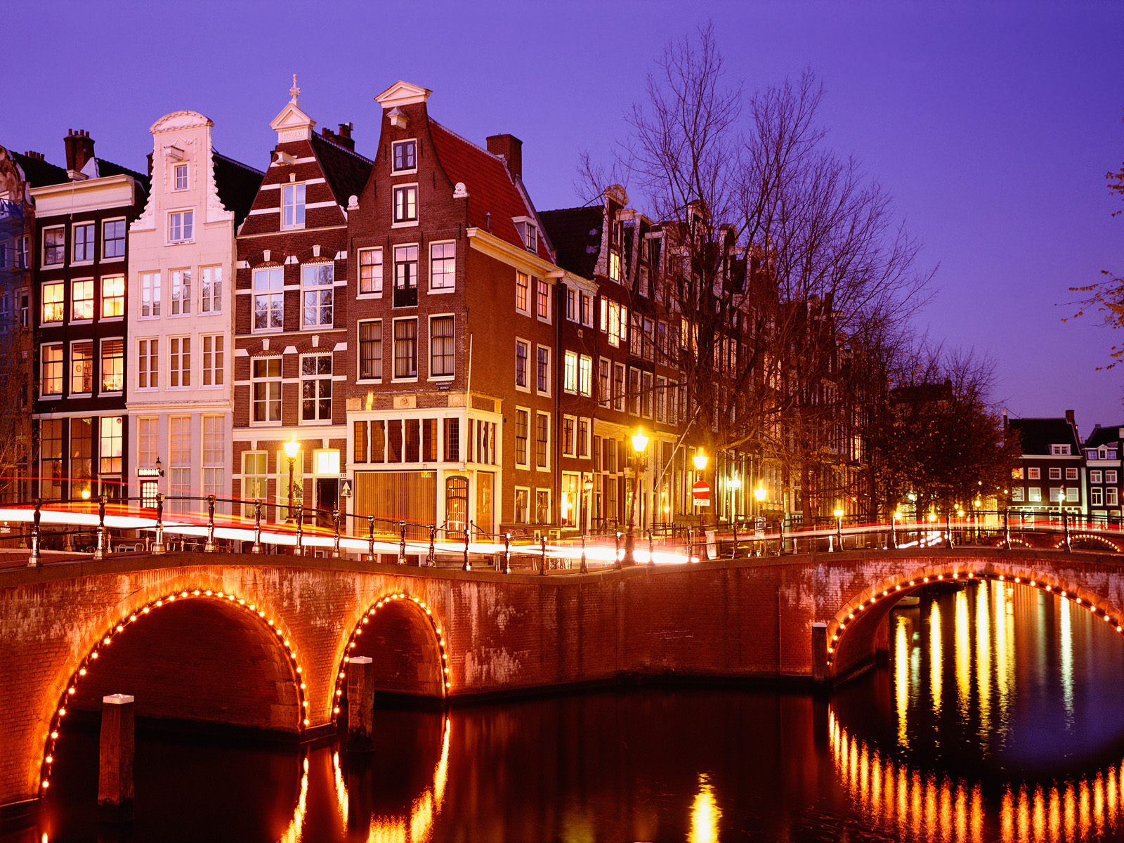 Cheap Weekend Break To Amsterdam Central Amsterdam Holiday Apartments